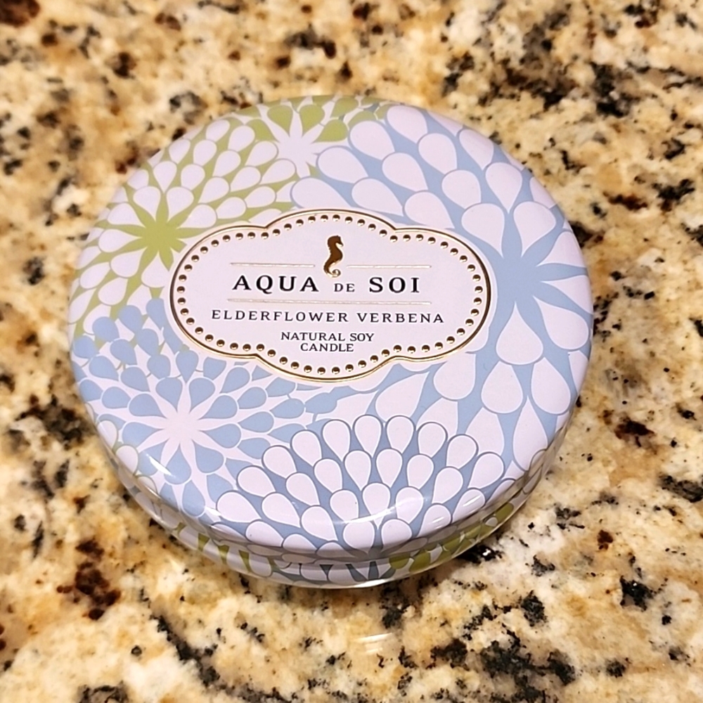 Aqua de Soi Candle